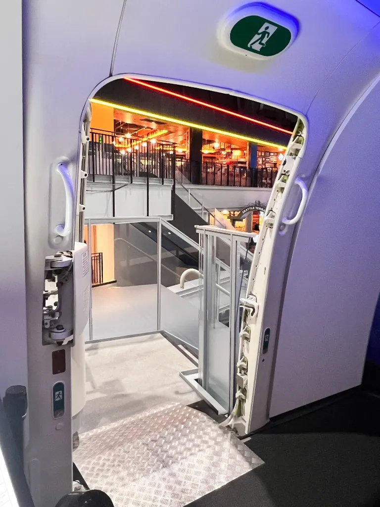 コックピットから出る瞬間の景色