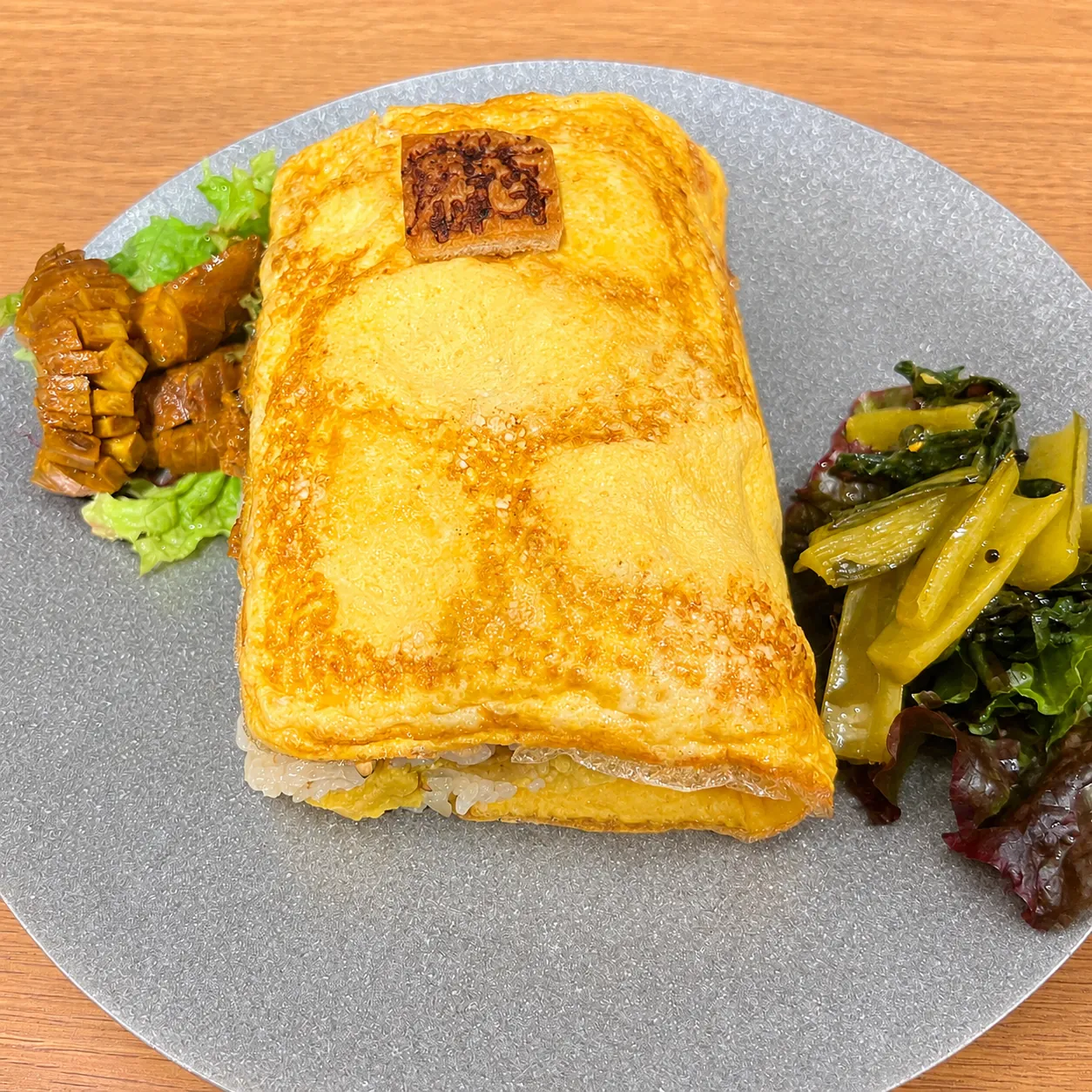 肆 YON（神保町）の名物・神保町ブックカレー